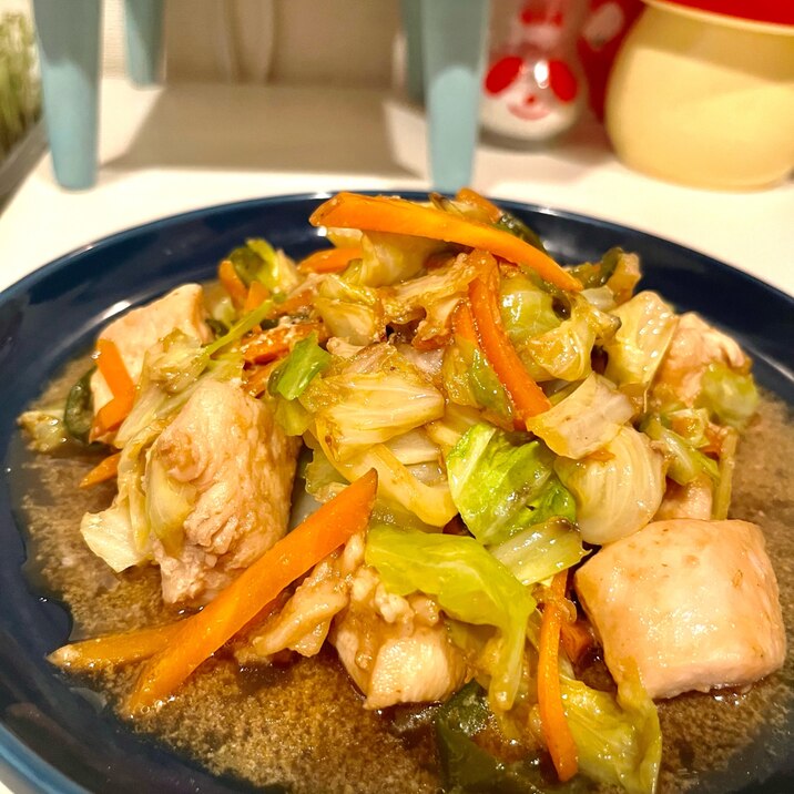 *◆ご飯にかけたい！鶏と野菜のオイマヨ炒め*◇